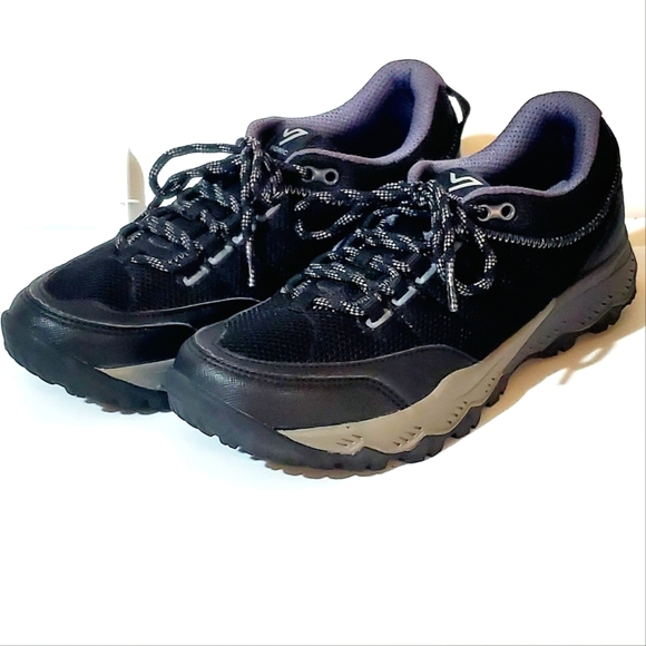 UNWORN VIONIC MCKINLEY 3105 HIKING/TRAIL RUNNING SHOES. WOMENS Sz:8 BLACK/GREY - Picture 1 of 16